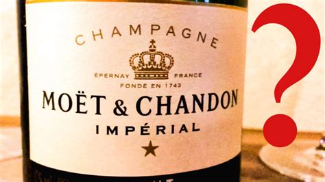 pronounce moet et chandon.